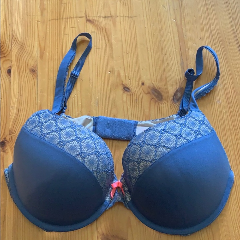 Victoria’s Secret bra